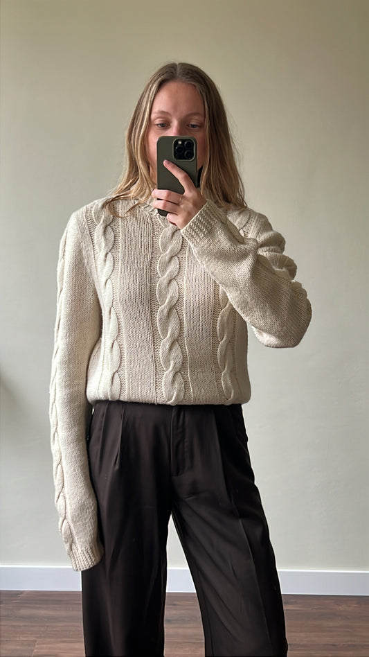 Vintage woolen knit