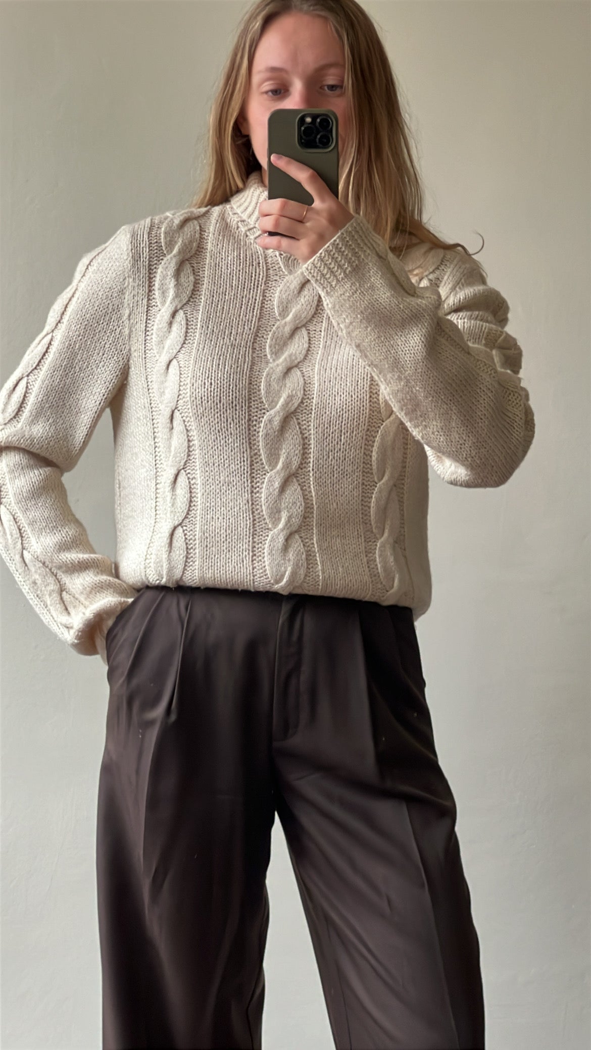 Vintage woolen knit