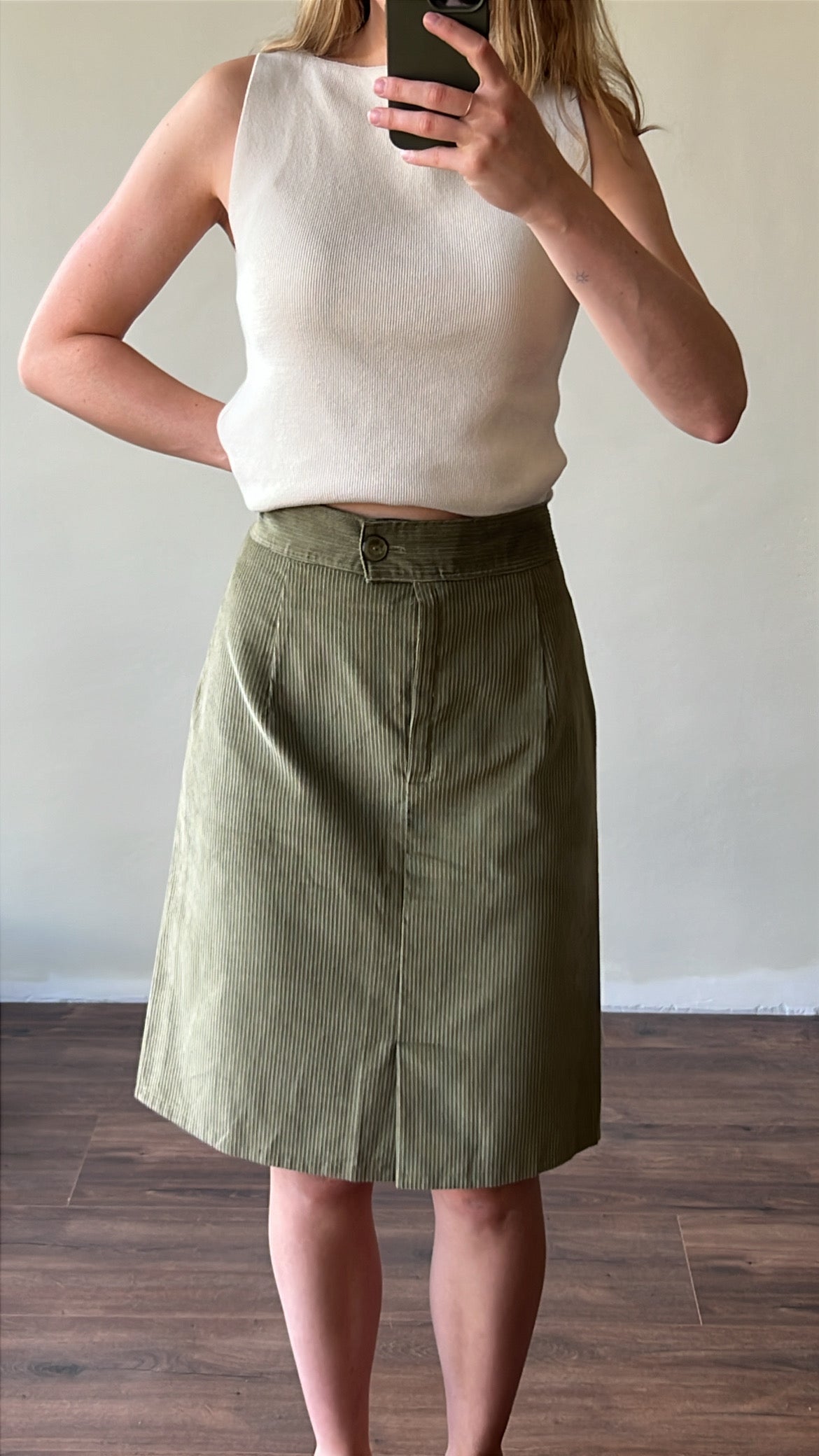 Corduroy skirt