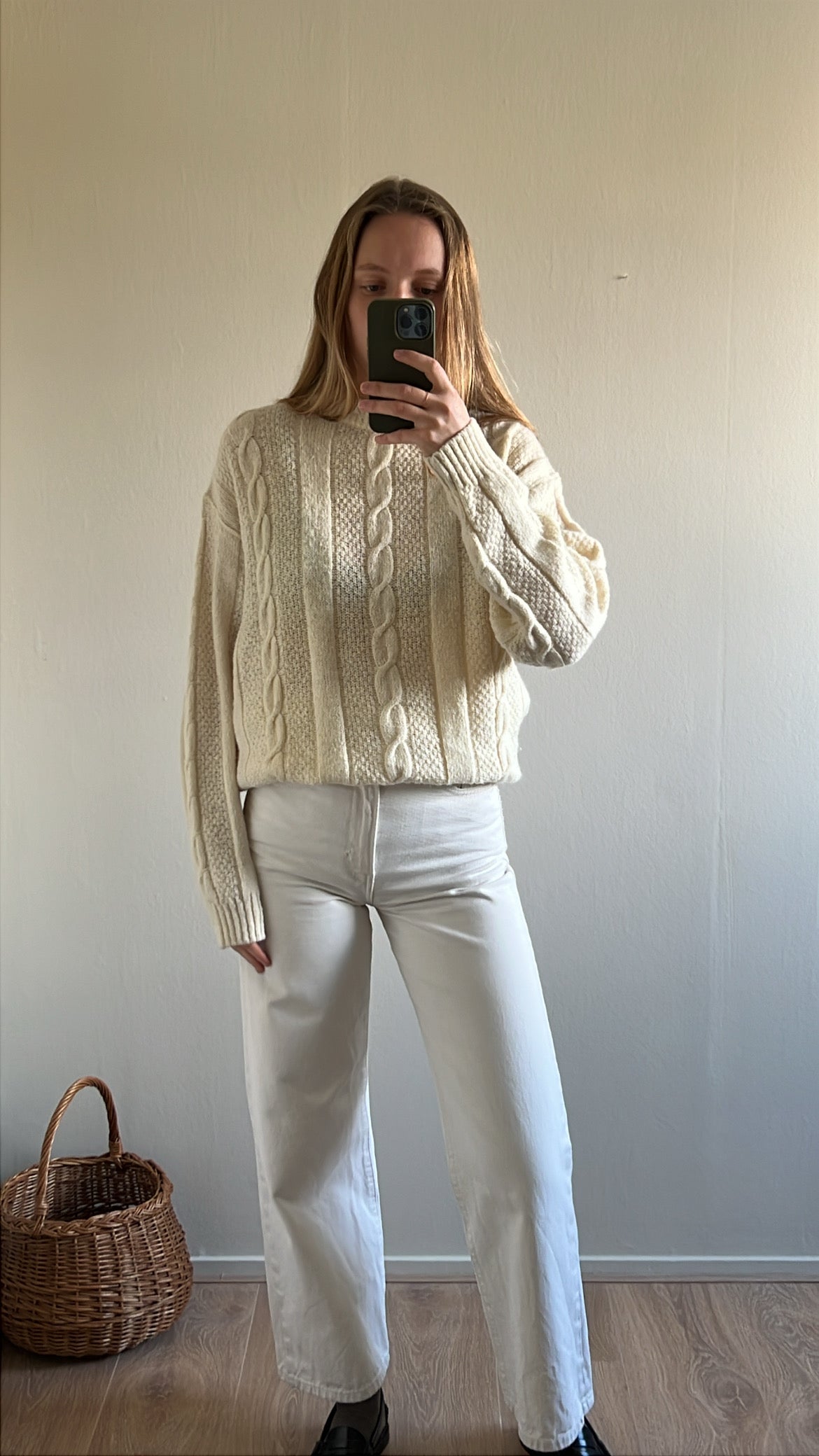 Vintage woolen knit