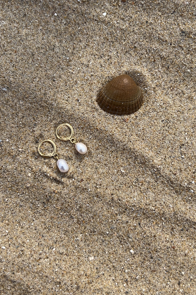 Estée earrings