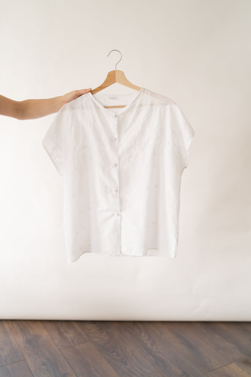 T-shirt blouse