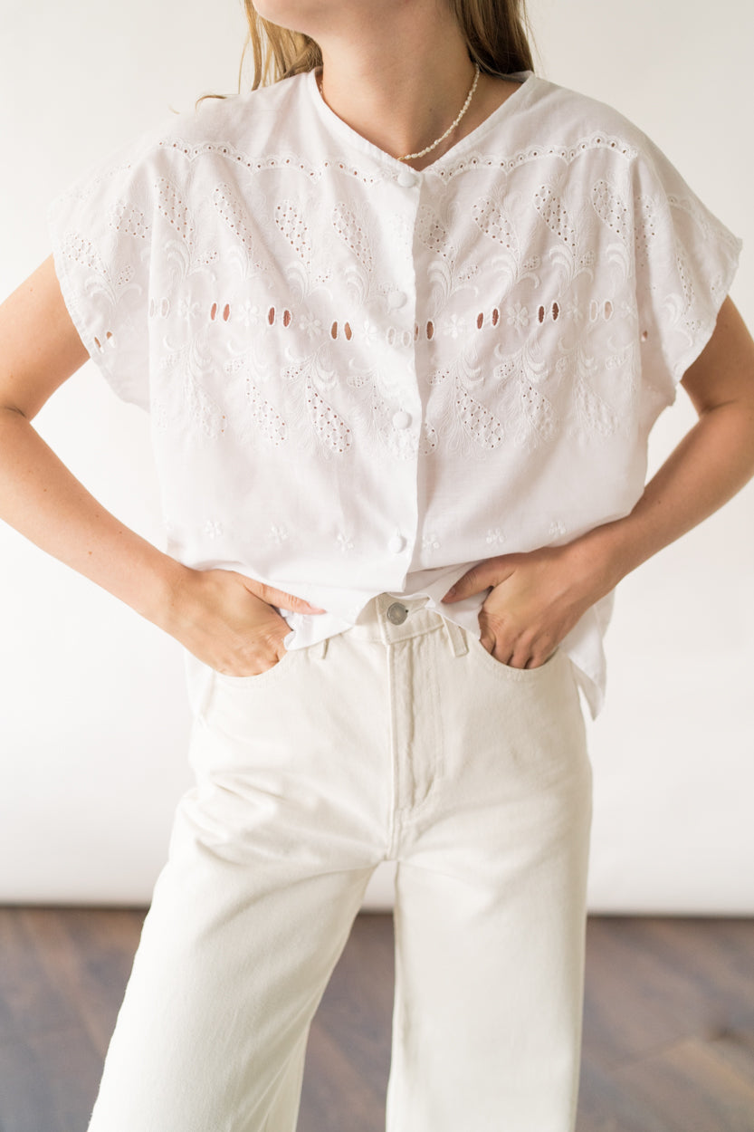 T-shirt blouse