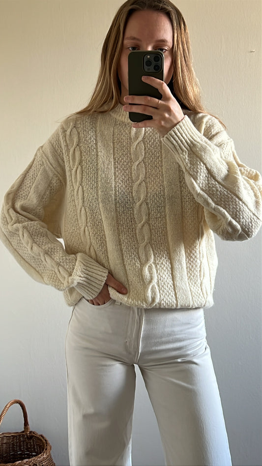 Vintage woolen knit