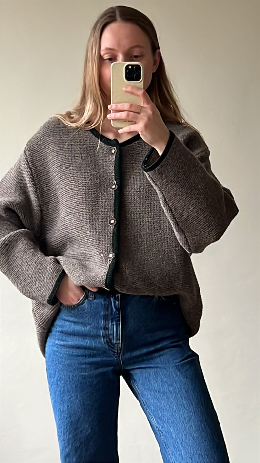 Vintage woolen knit