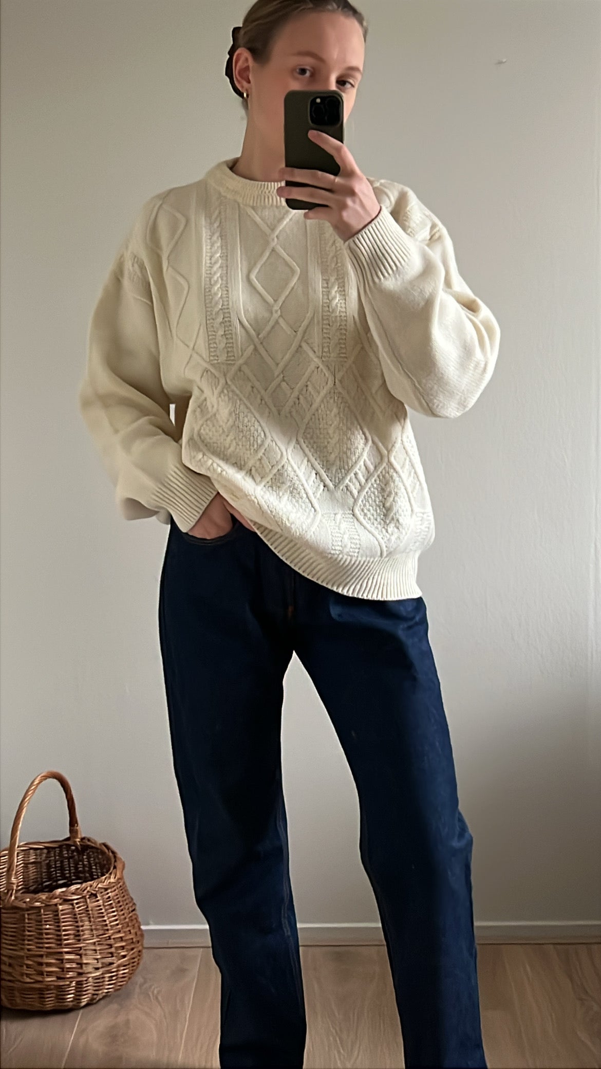 Vintage woolen knit