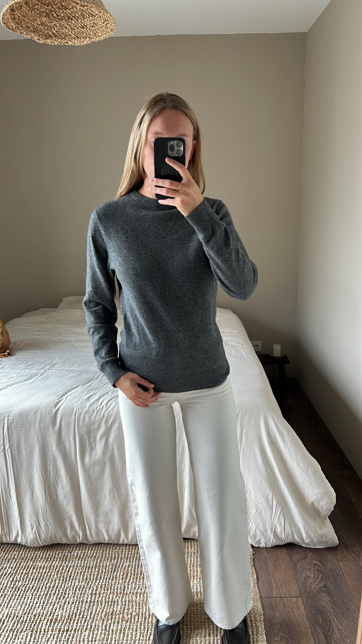 Cashmere crew neck