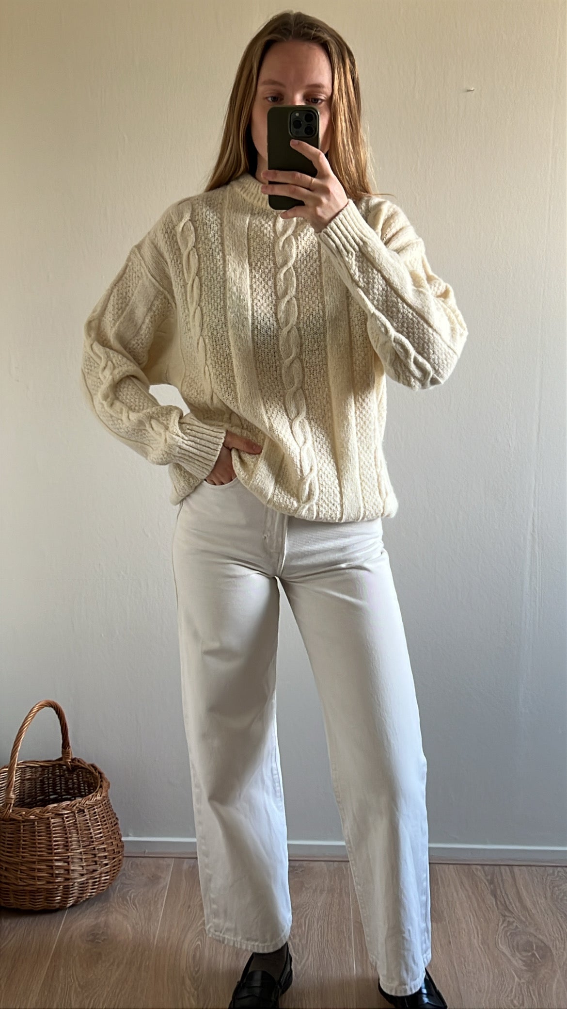 Vintage woolen knit