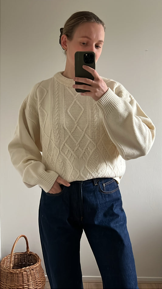 Vintage woolen knit