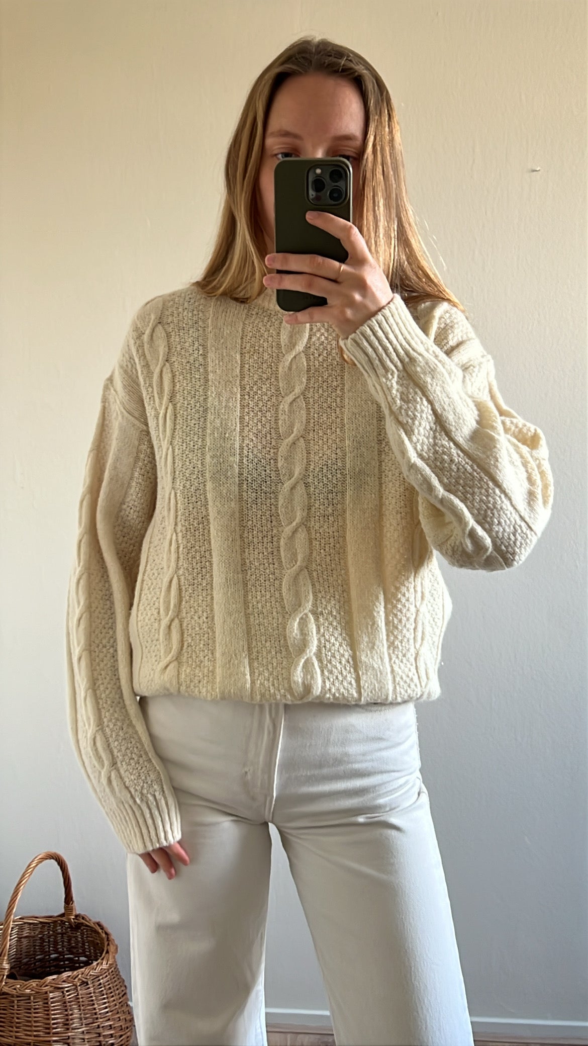Vintage woolen knit