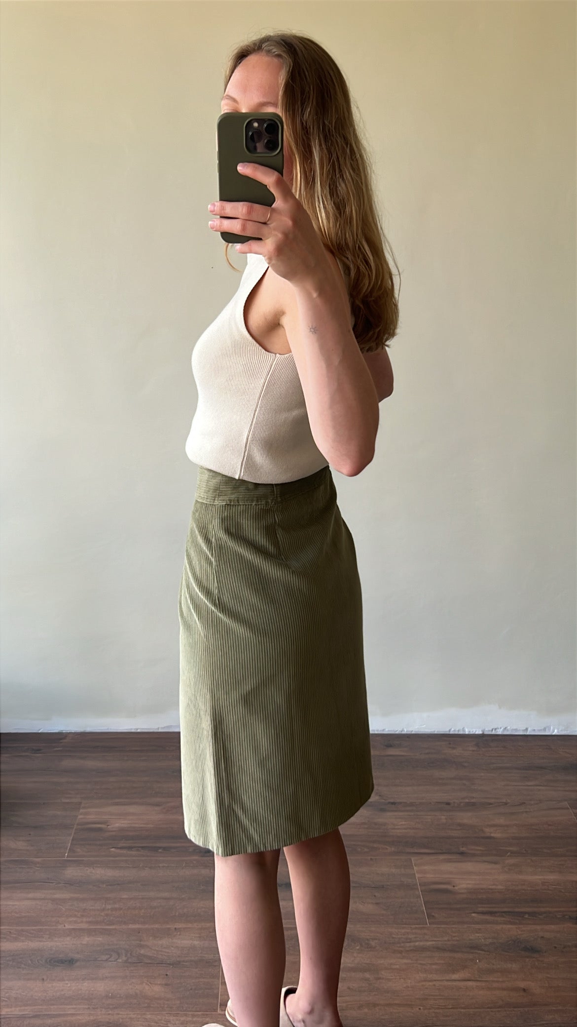 Corduroy skirt