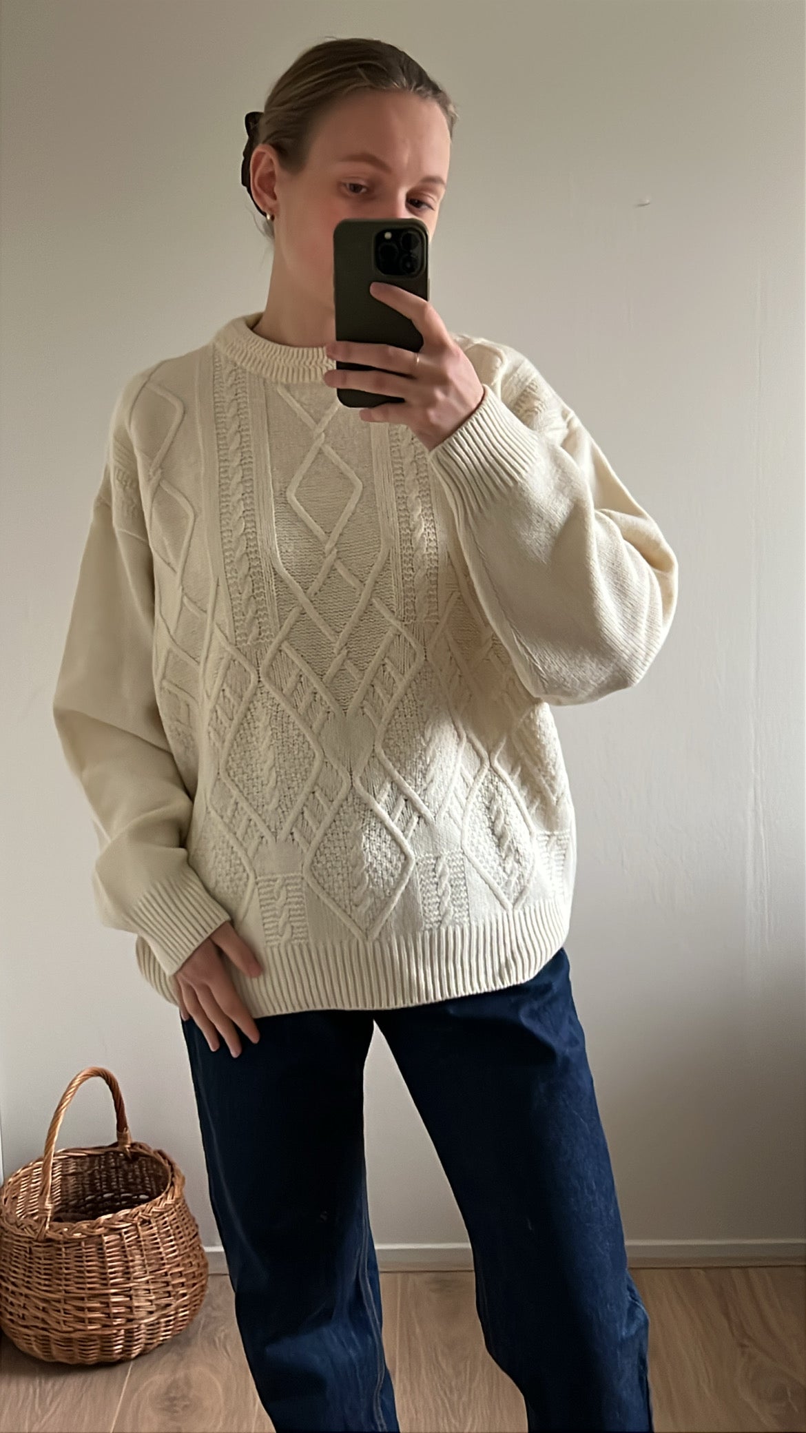 Vintage woolen knit