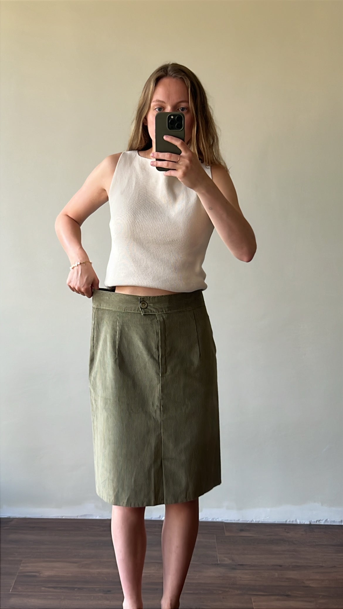 Corduroy skirt